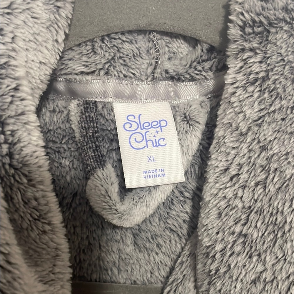 Cozy Gray Patterned Women's Robe - Picture 3 of 4